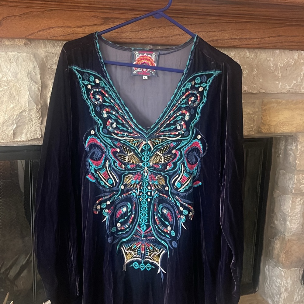 Embroidered Velvet Top - Multicolor